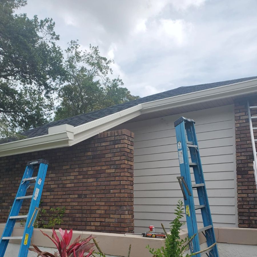 Gutter Guards That Protect Your Home and Reduce Maintenance
